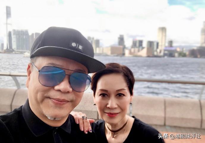澳門六開彩天天正版免費，揭秘彩票背后的秘密，揭秘澳門六開彩彩票背后的秘密，正版免費與運氣之戰(zhàn)